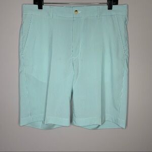 Men’s Greg Norman blue micro striped flat front shorts size 34
